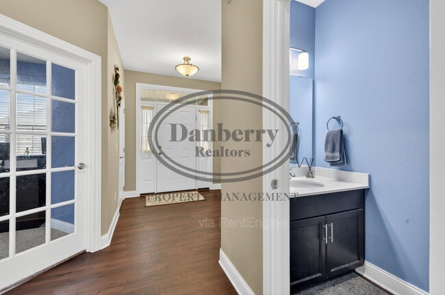 Photo - 24989 Reddington Ct