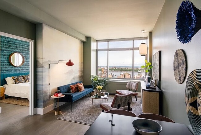 Building Photo - 299 W 47th St Unit 35H