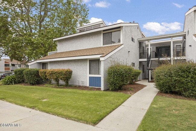 Building Photo - 5123 Longfellow Way Unit 5123 Longfellow Way