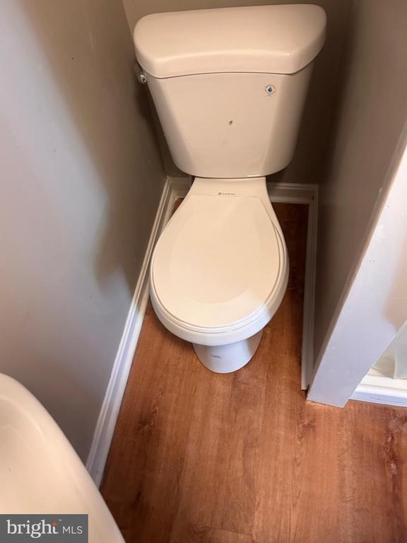 Photo - 15929 Dorset Rd