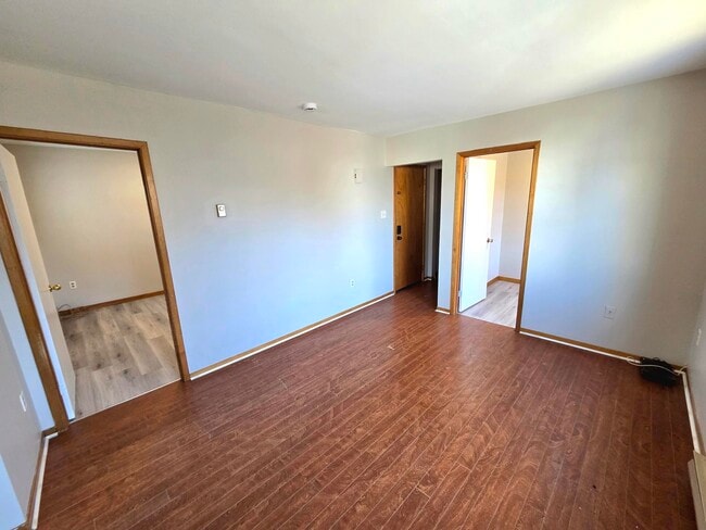 Photo - 643 George St Unité 2