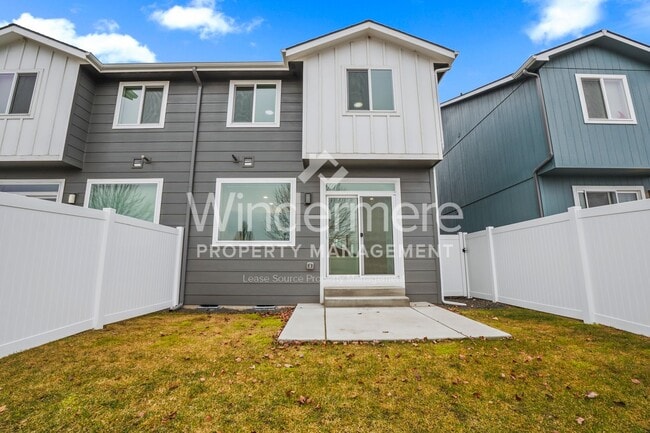 Photo - 7117 E Pacific Way