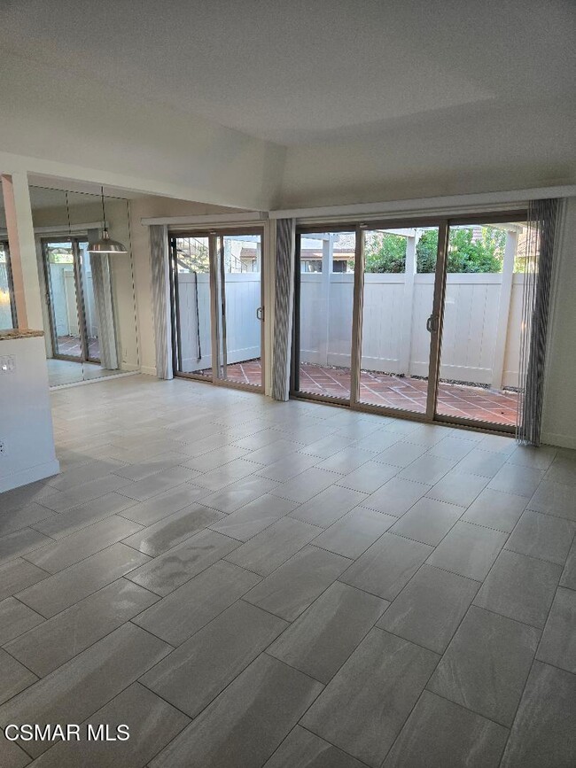 Photo - 1132 Landsburn Cir