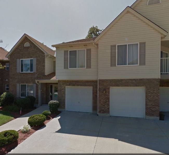 3351 Lindsay Ln Condo Unit 36 Condo for Rent in Cincinnati, OH