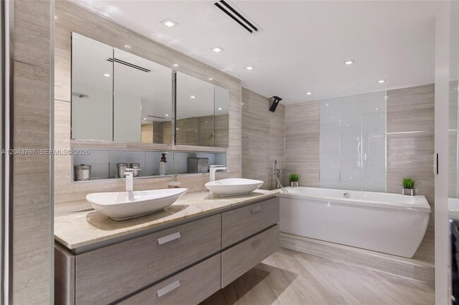 Photo - 6061 Collins Ave Unit 8F