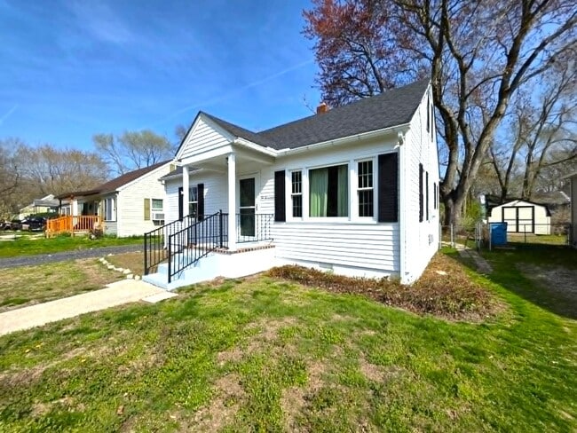 Photo - 1017 Tyler Ave