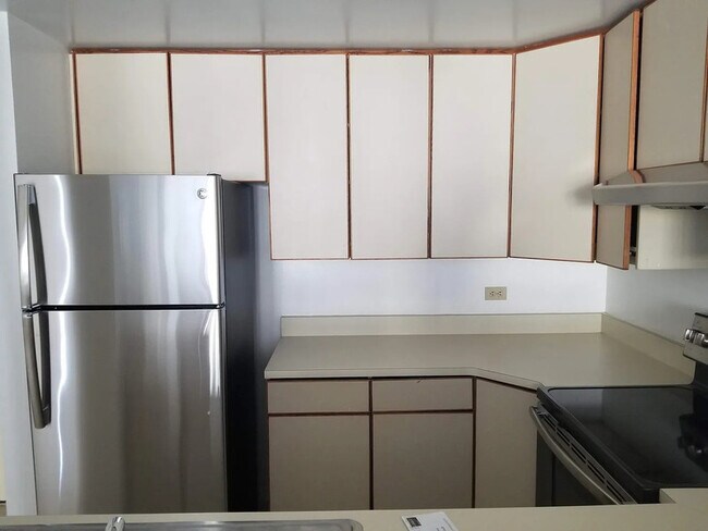 601 Van Ness Ave Unit 530