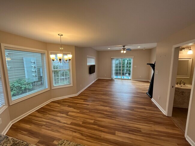 Photo - 210 Blackbird Village Cir