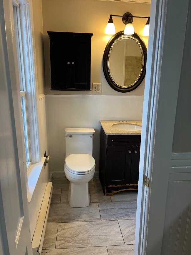 Photo - 143 Charlton St Unit 1st Floor