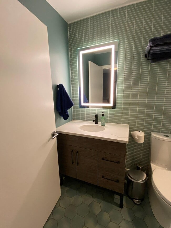 Photo - 805 Rosehill Dr