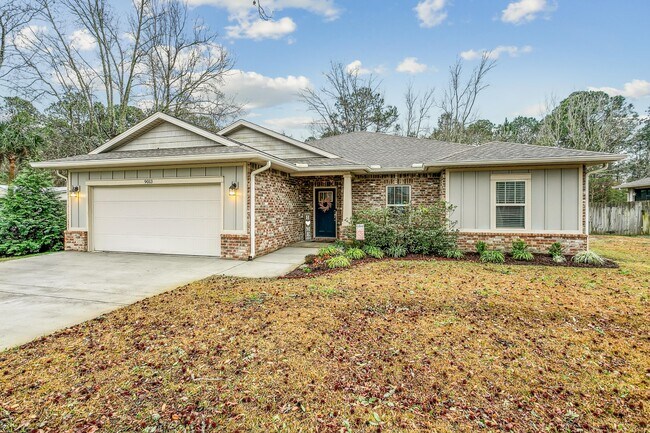 Photo - 9013 Timber Ln