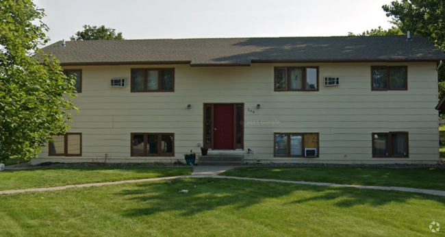Building Photo - r266 Unit D Rental