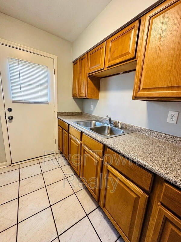 Photo - 155 Clark Pl