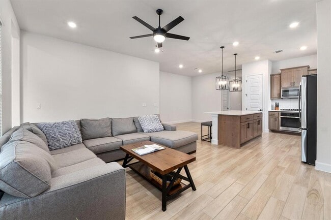 Photo - 4513 Sea Salt Dr