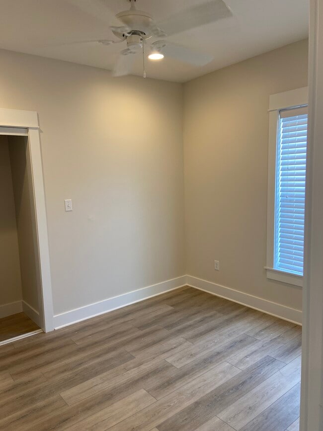 Photo - 748 Fulton St W Unit 3