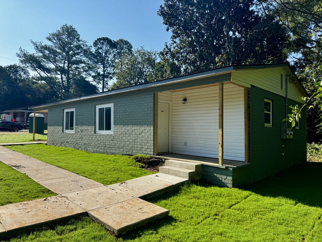 Building Photo - 4301 Marion Ave Unit 4301