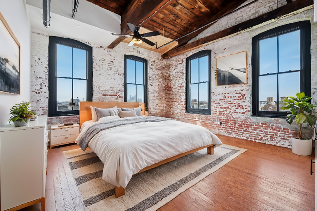 Building Photo - 2547 N Hancock St Rental