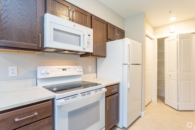 North Hillburn Apartments