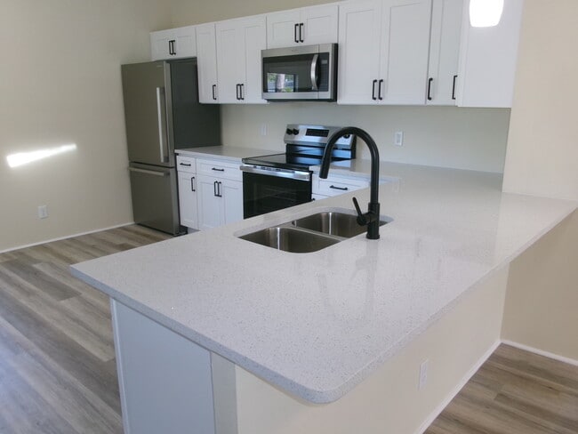 Photo - 32 Malayan Sun Bear Path