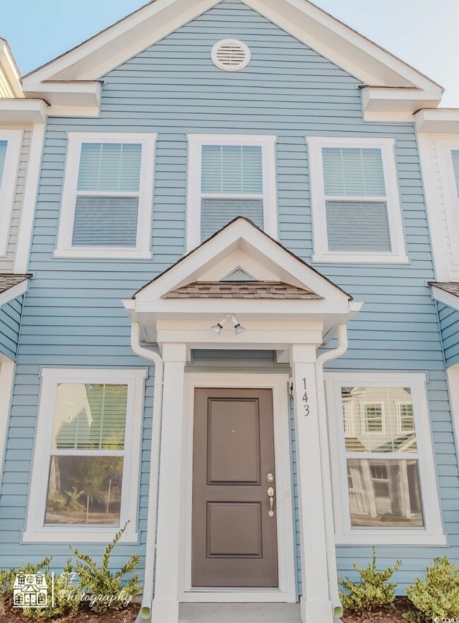 Photo - 143 Crescent Wy