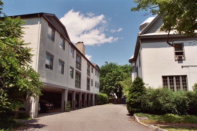 Clarke Court - Clarke Court Apartments