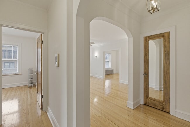 Photo - 814 Mulford St Unit 1F