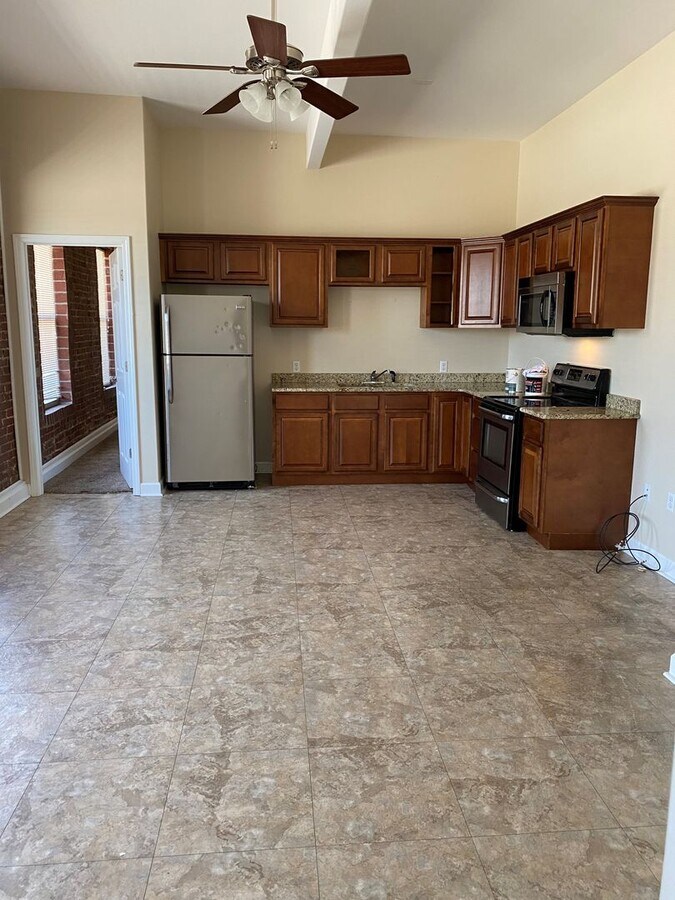 One Bedroom Loft Apartment Available in Hi... - One Bedroom Loft Apartment Available in Hi...