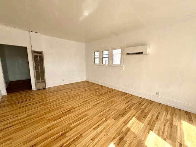 Photo - 1345 Cornell Ave