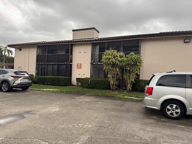 Photo - 855 NE 209th St Unit 102-34