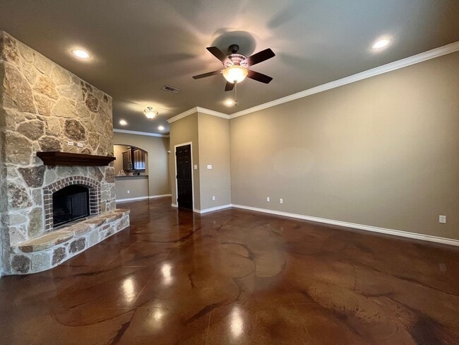 Photo - 3108 Silver Saddle Dr