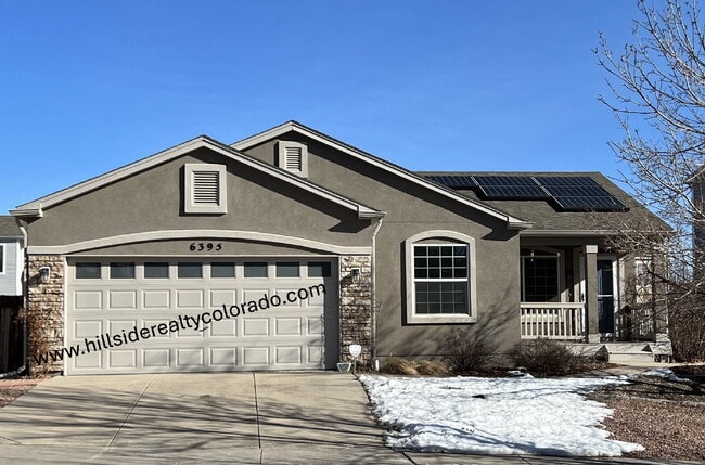 Building Photo - Updated, Spacious Ranch-Style Home