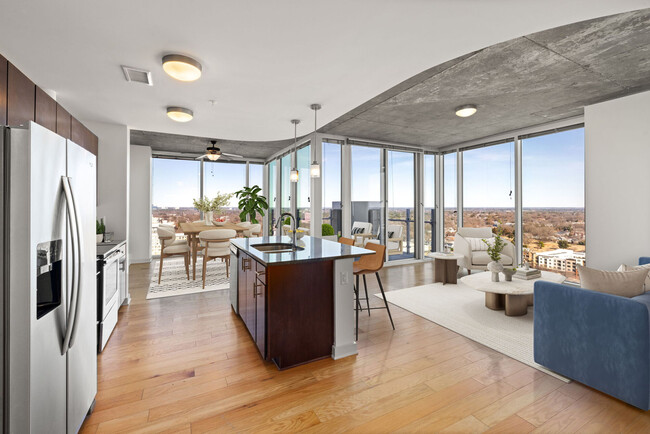 Building Photo - Skyhouse Raleigh