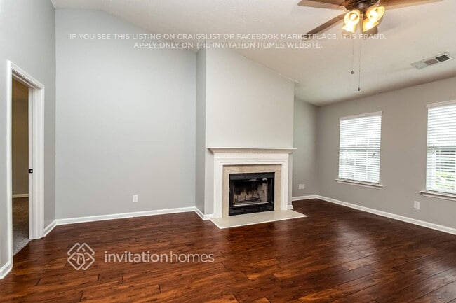 Photo - 428 Crested View Dr