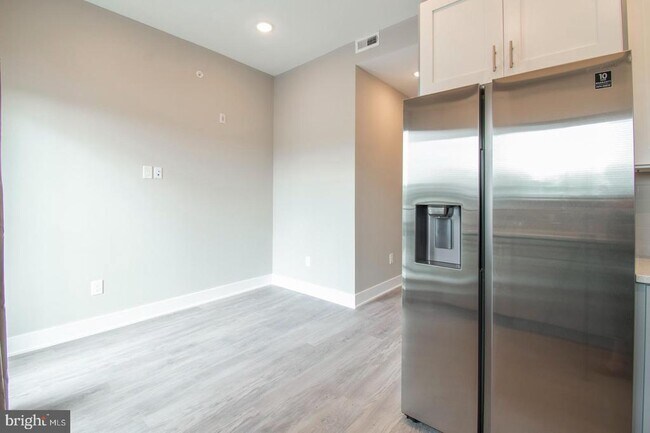 Photo - 1206 N 24th St Unidad C