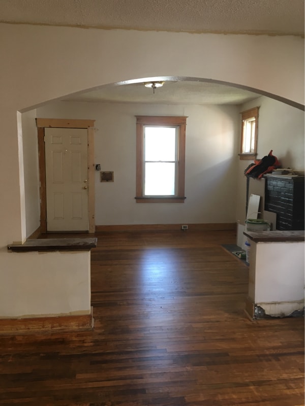 Photo - 6807 St Louis Ave