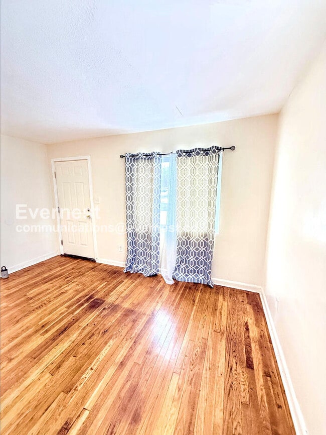 Photo - 19449 W Chicago