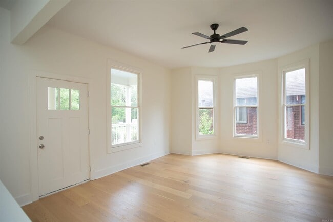 Photo - 1704 S Park St