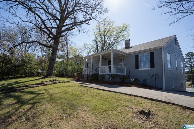 Building Photo - 9 Edgehill Rd