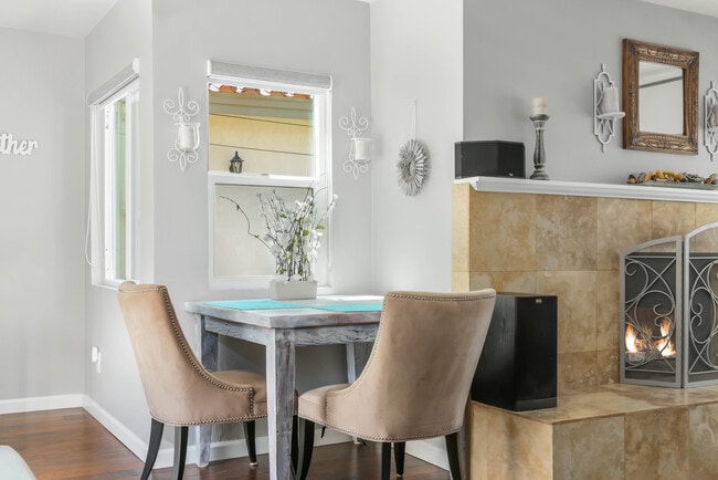 Photo - 5122 Ellsworth St