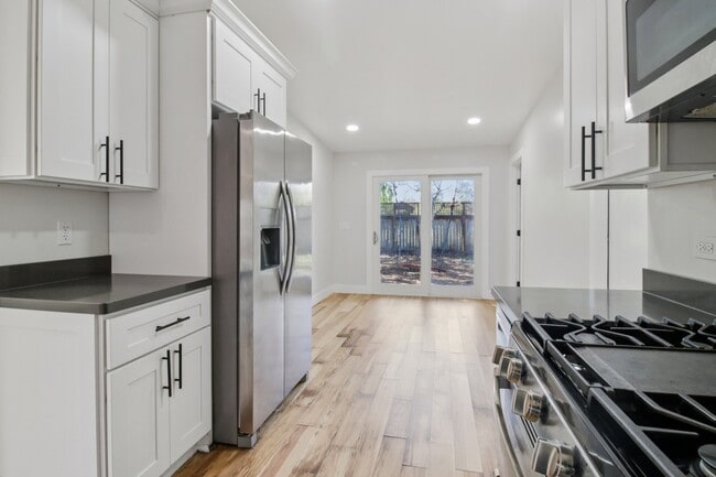 Photo - 30 Bloomfield Rd