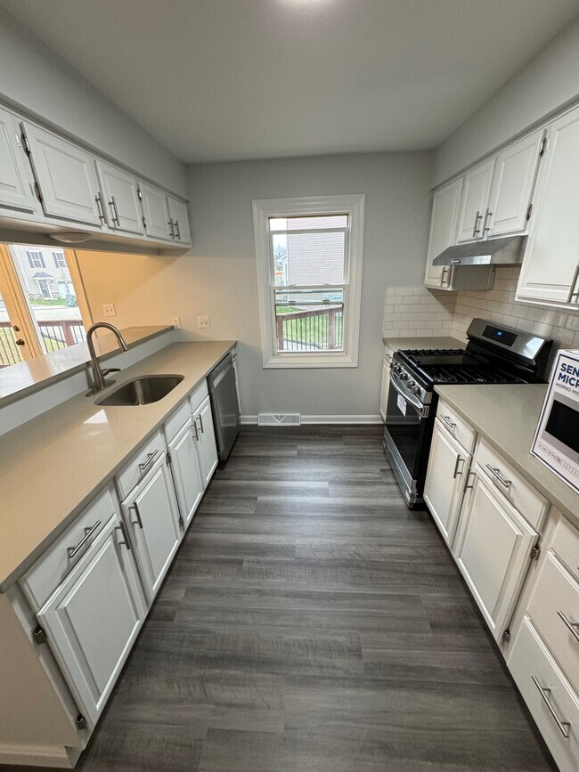 Photo - 230 Chesna Dr