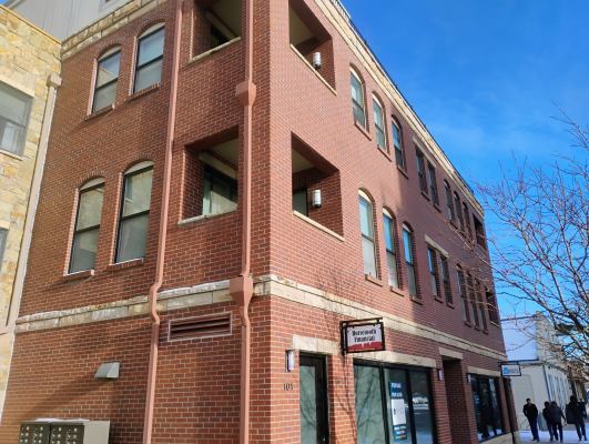 Building Photo - 220 Willow St Unit #201