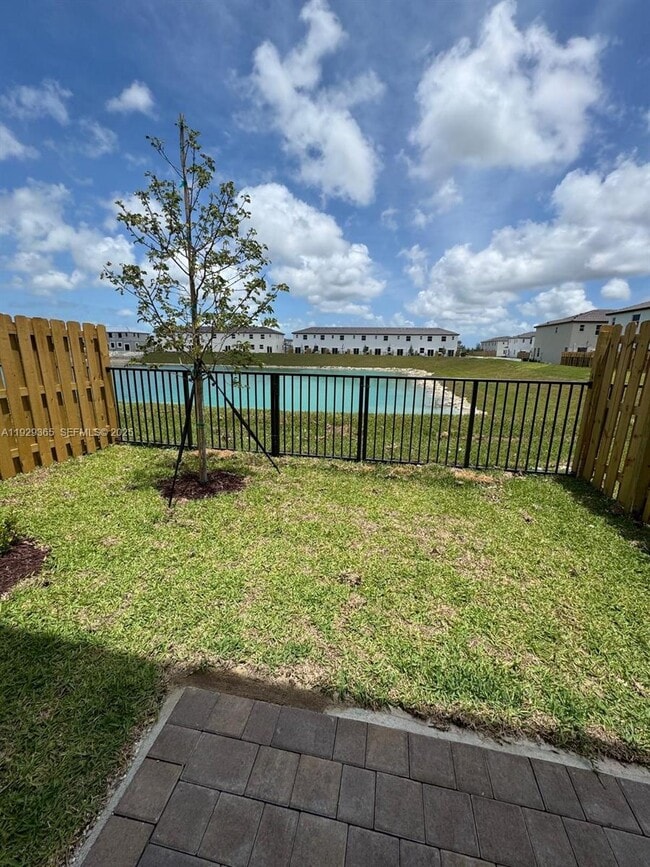 Photo - 2825 SE 25th Ave