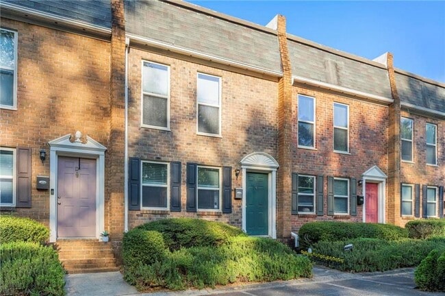 Photo - 245 Winding River Dr