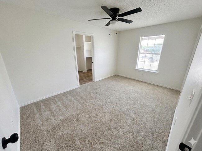 Photo - 605 Drexel St