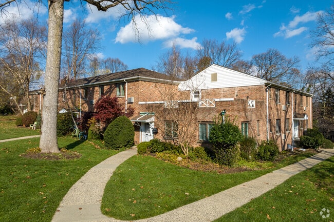 Troy Village - Troy Village Townhomes
