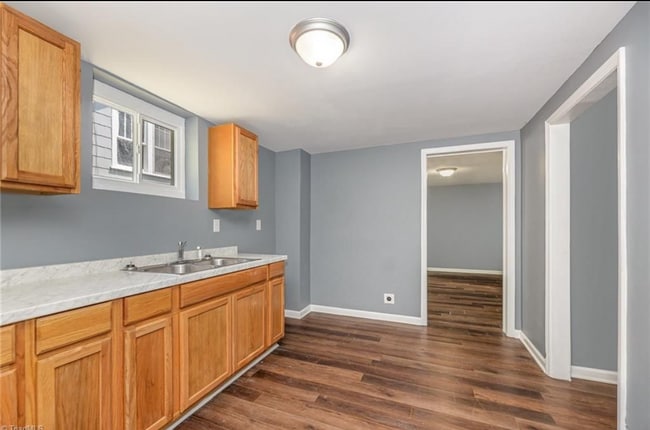 Photo - 518 N Scales St Unit 518