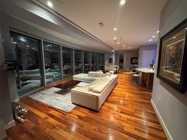 Photo - 1600 Post Oak Blvd