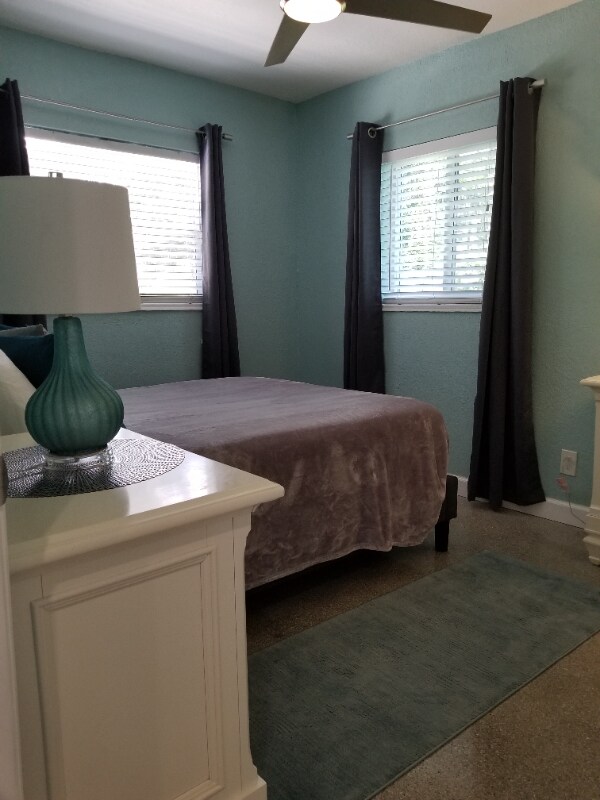 Photo - 1713 NE 11th St Unidad A