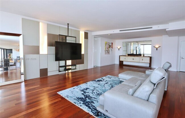 Photo - 1000 W Island Blvd Unit PH2